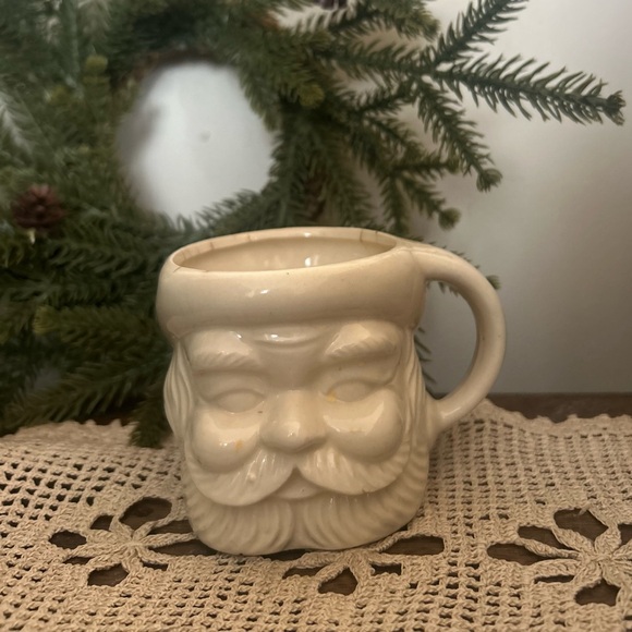 Vintage Santa Mug - Picture 2 of 8